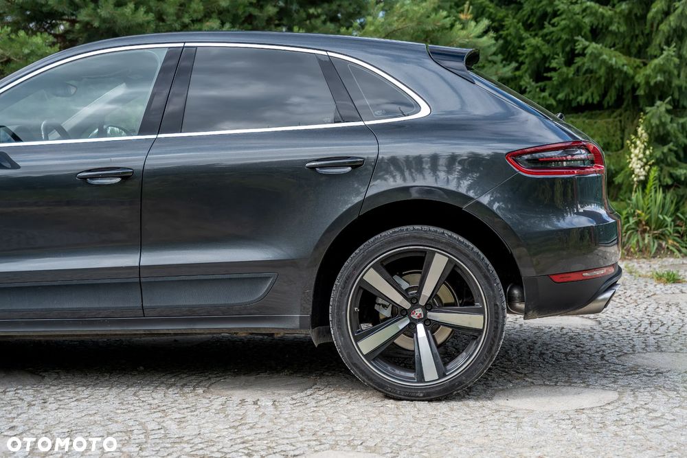 Porsche Macan - 10