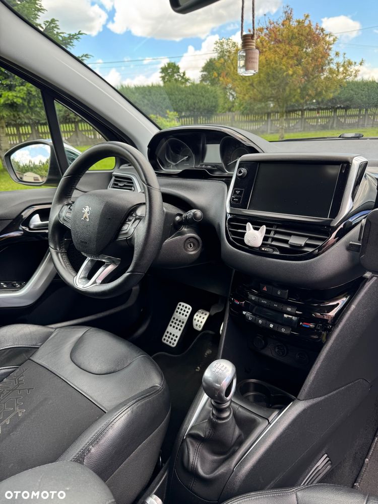 Peugeot 208 1.6 e-HDi Allure STT - 8