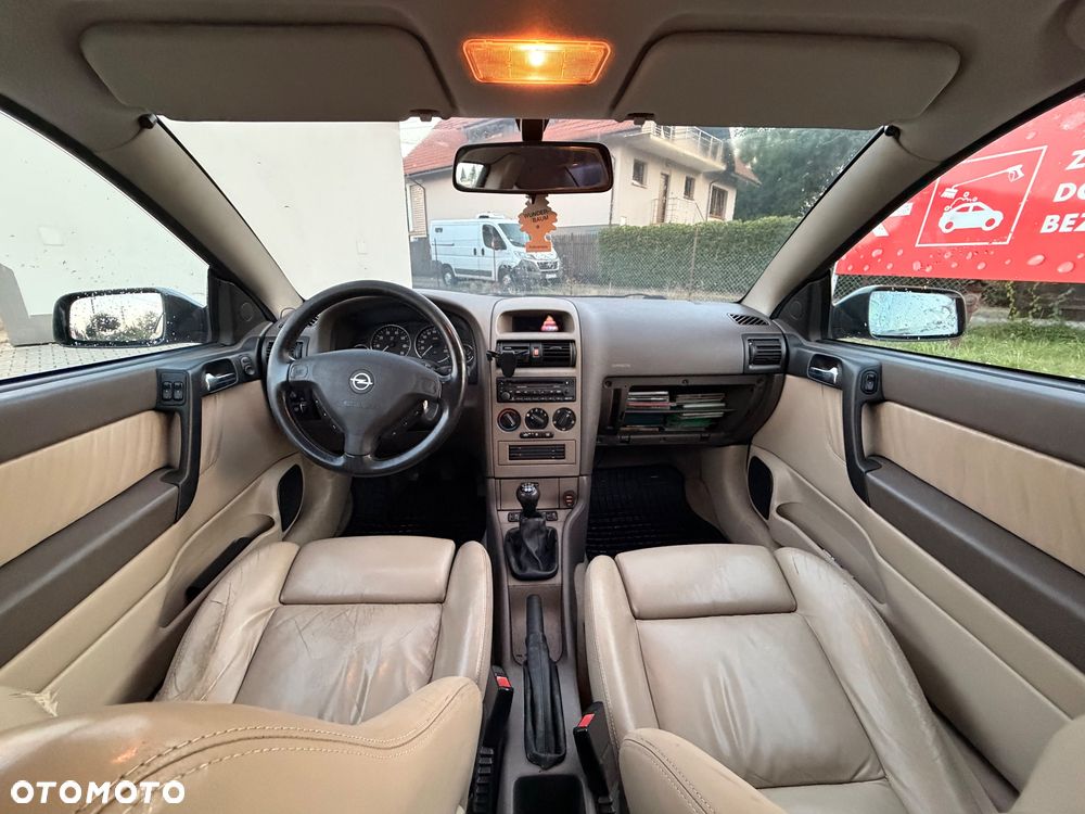 Opel Astra 1.8 Comfort - 11