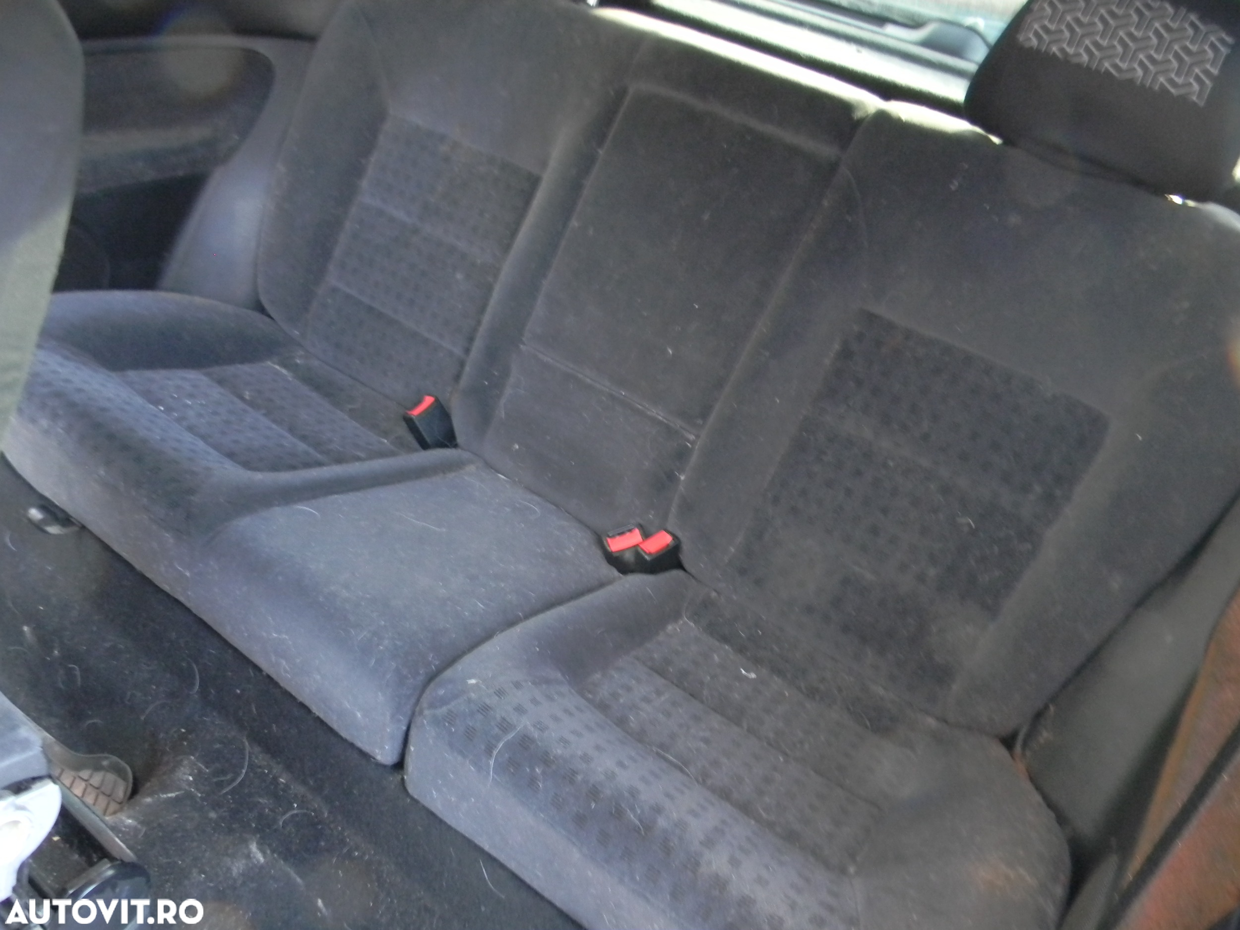 Dezmembrari  VW GOLF 4  1997  > 2006 1.6 16V Benzina - 28