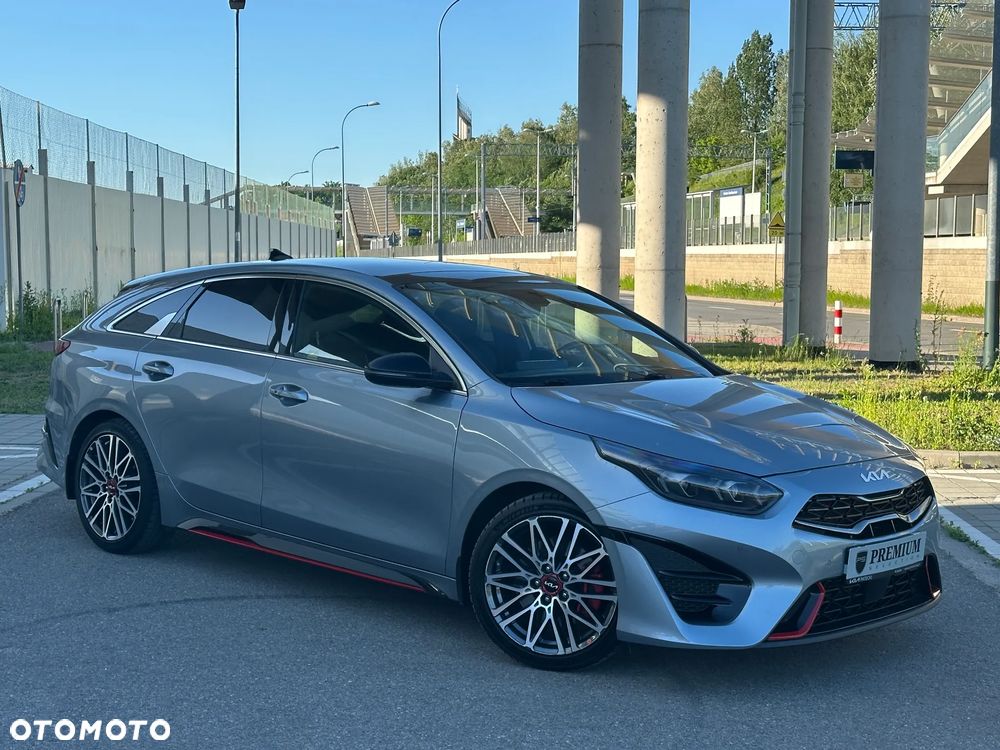 Kia ProCeed - 8