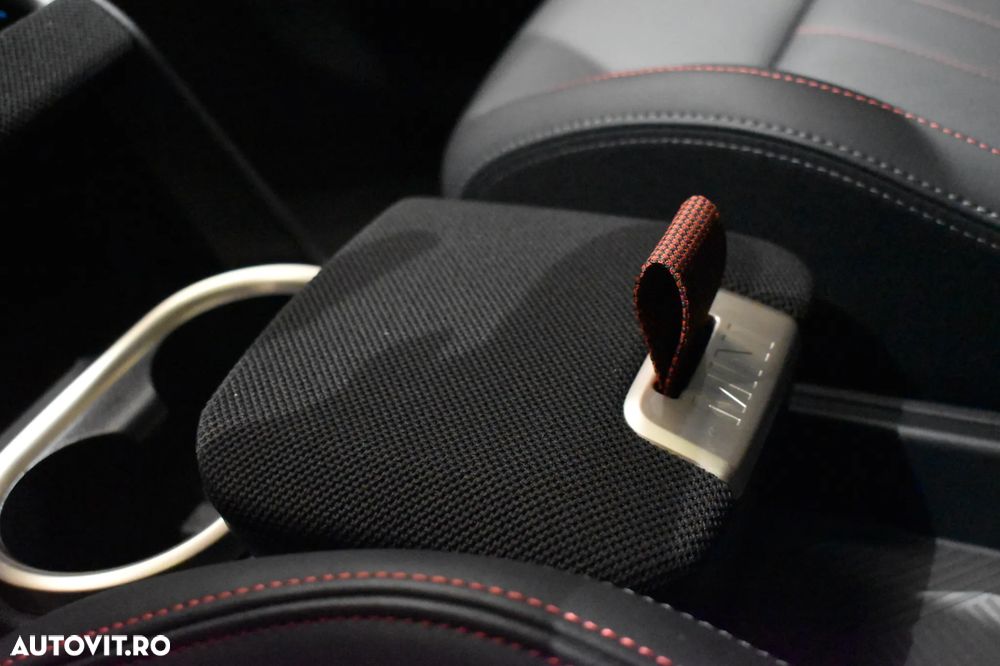 Mini Countryman JCW ALL4 MHEV - 22
