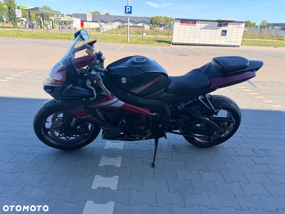 Suzuki GSX-R - 7
