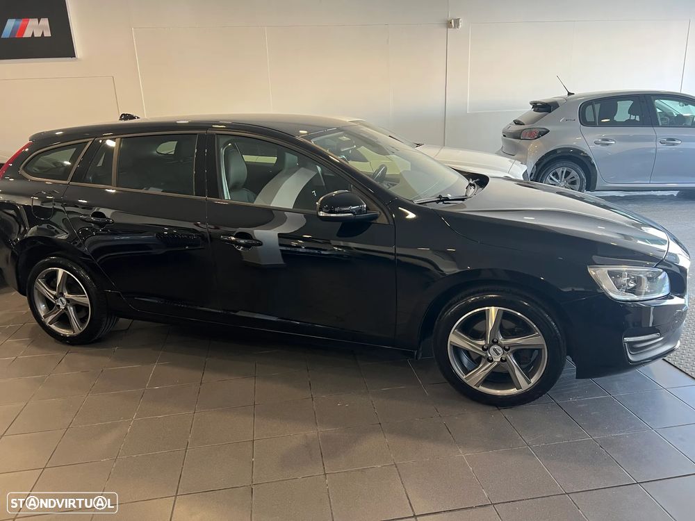 Volvo V60 D2 Edition Pro - 5