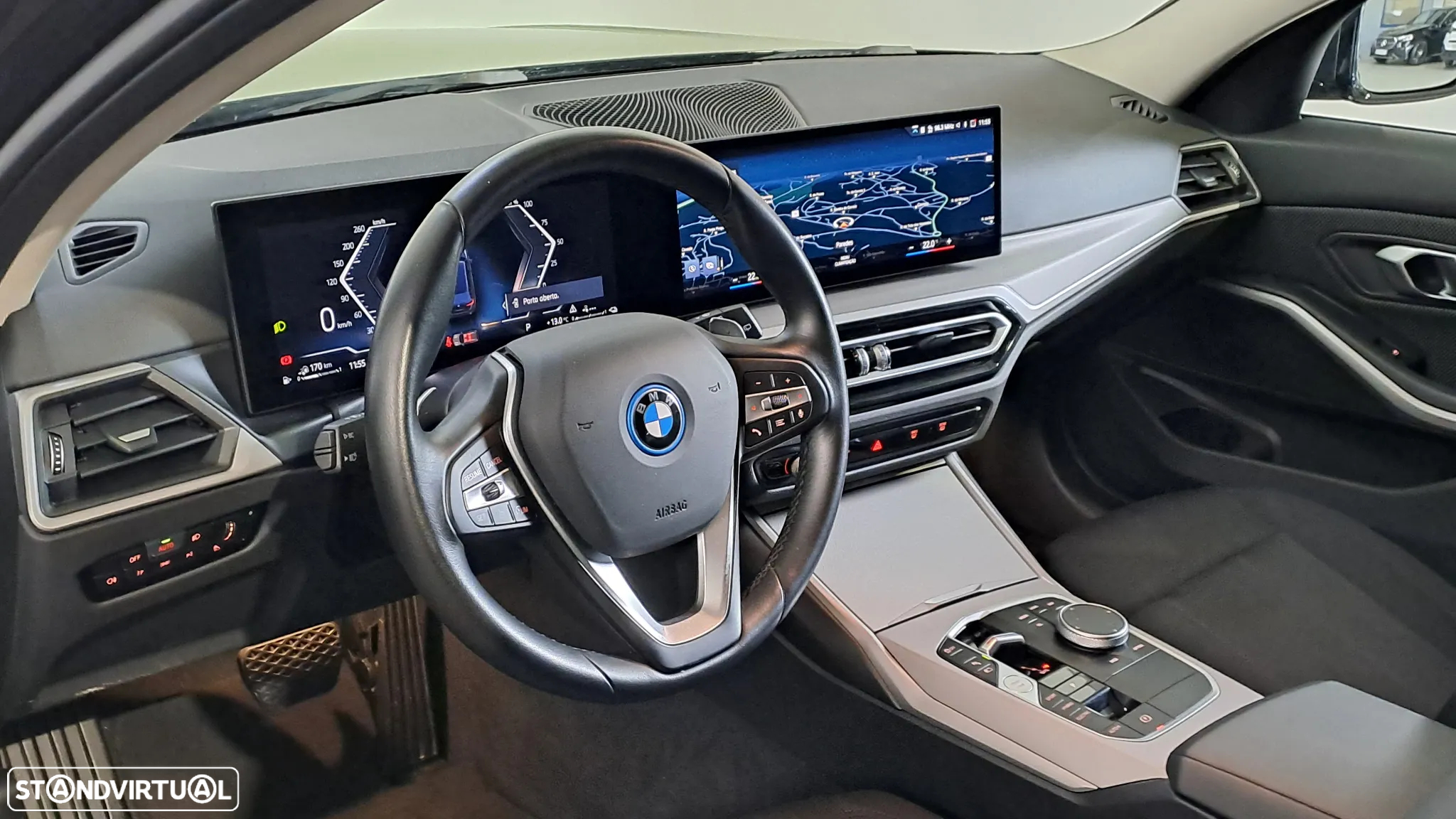 BMW 320 e Touring Auto - 22