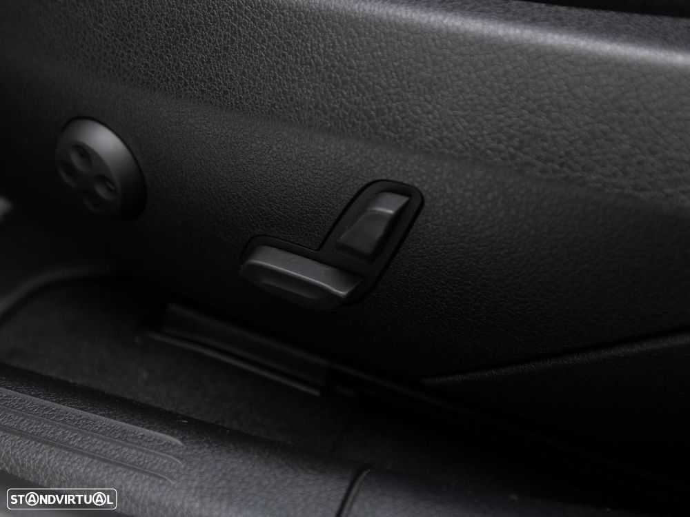 Mercedes-Benz C 300 d AMG Line - 18