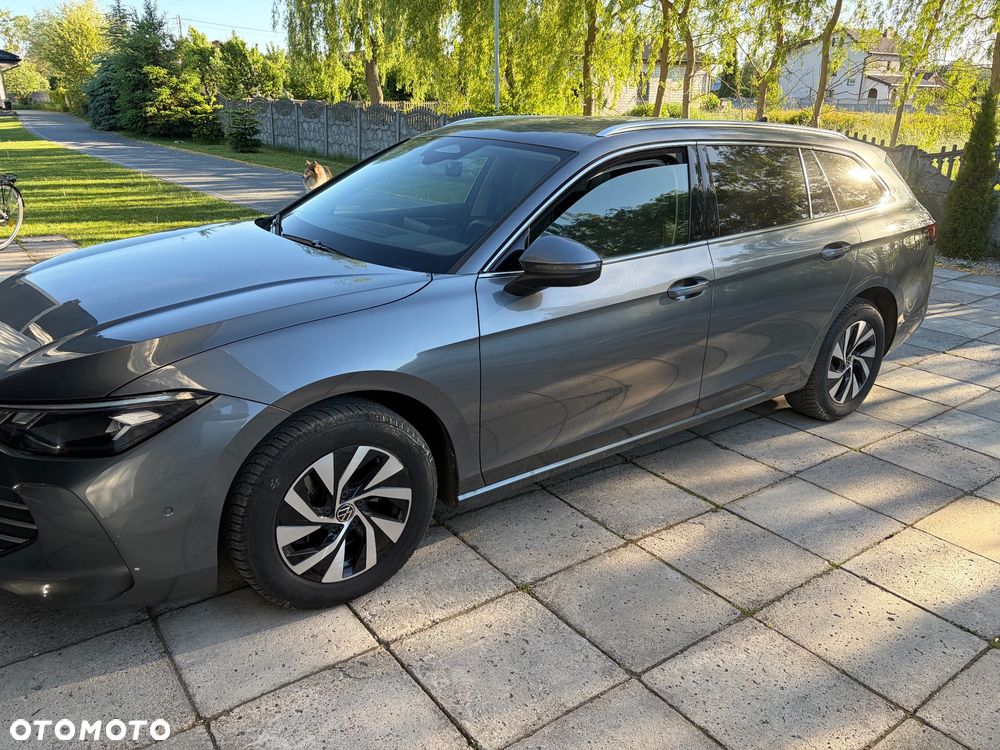 Volkswagen Passat - 39