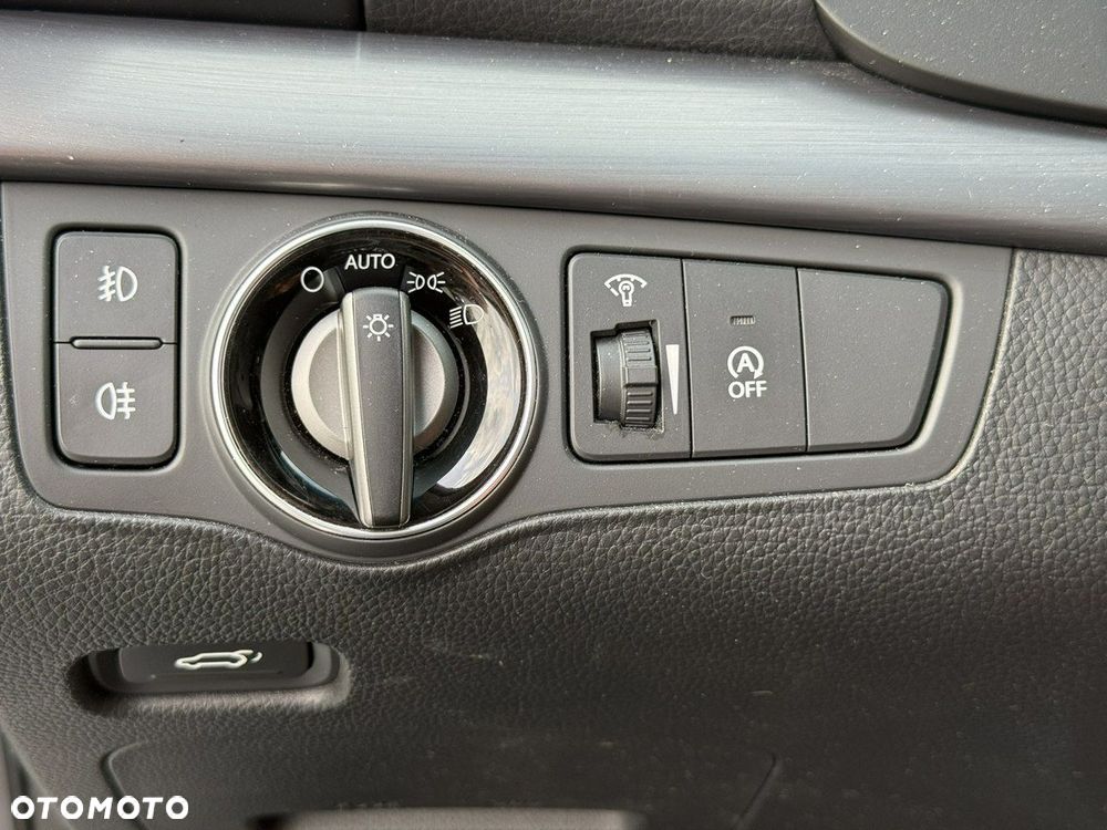 Hyundai i40 Kombi 1.7 CRDi Premium - 17