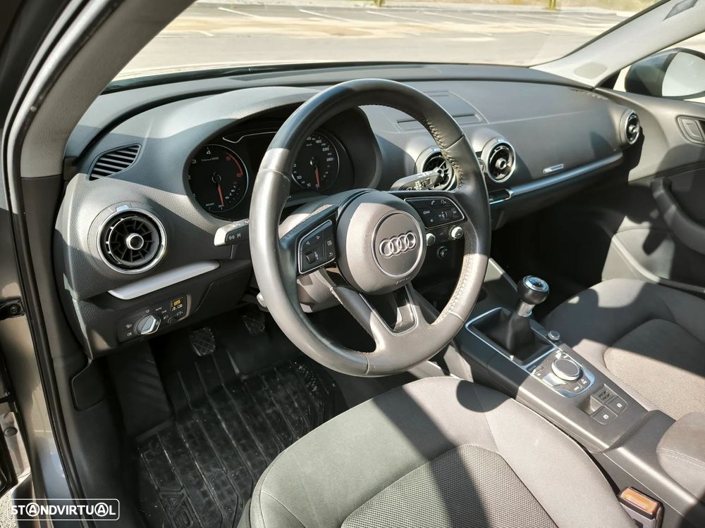 Audi A3 Sportback 1.6 TDI - 26