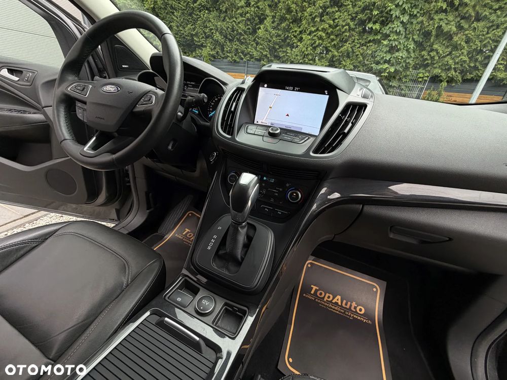 Ford Kuga 2.0 TDCi 2x4 Titanium - 16