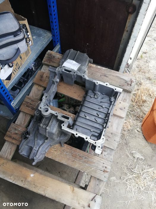 Podstawa miski olejowej Audi a6 c6 27tdi - 1