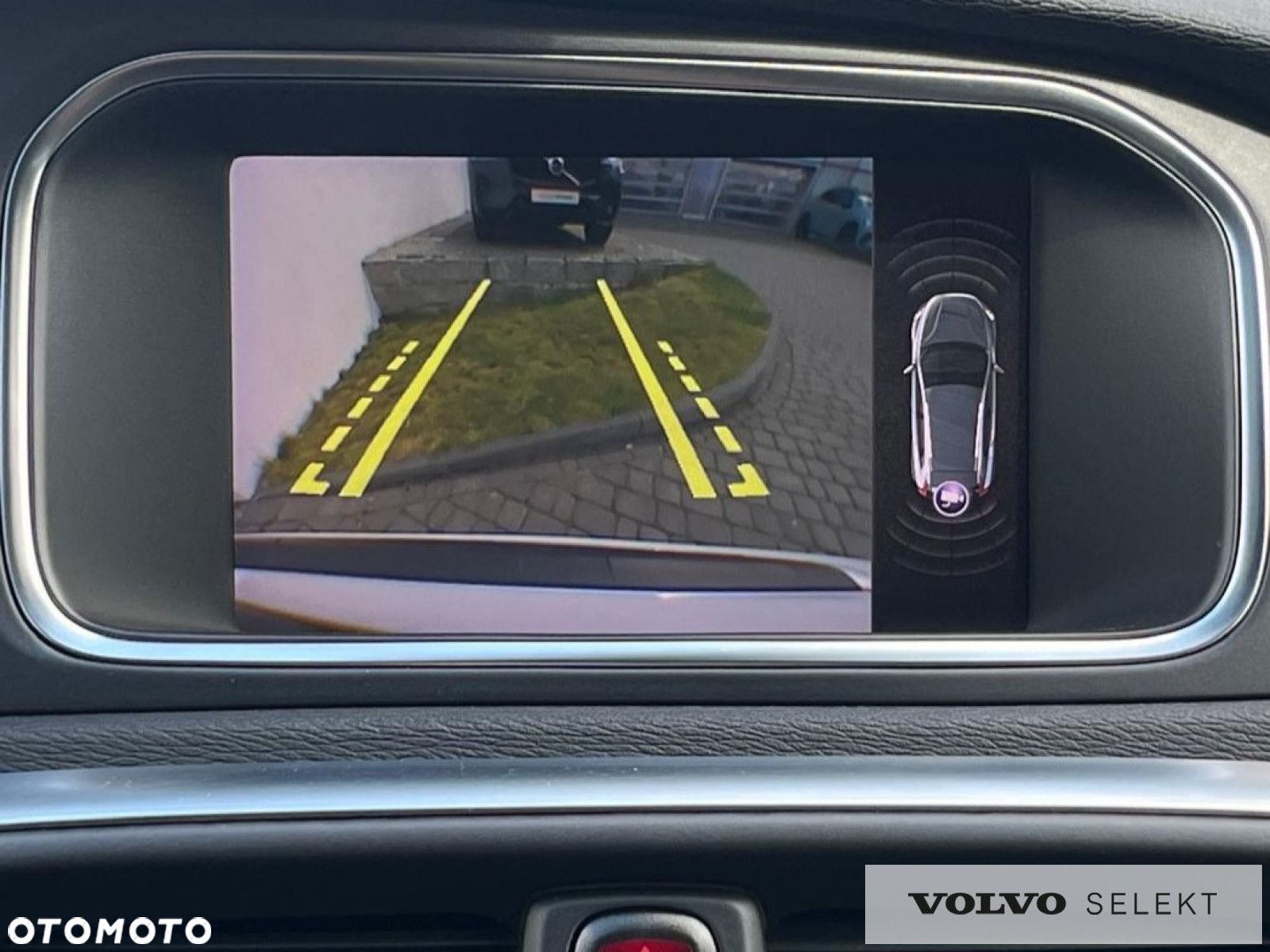 Volvo V40 - 23