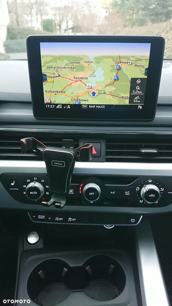 Audi A4 Avant 2.0 TDI DPF clean diesel quattro S line Sportpaket - 15