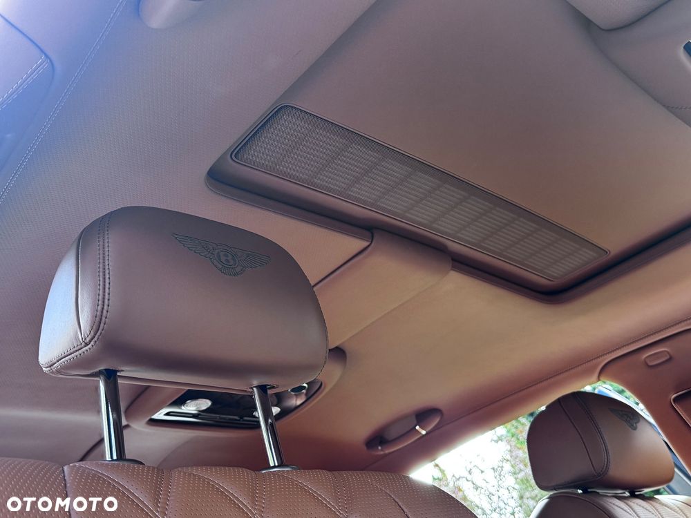 Bentley Flying Spur W12 - 28