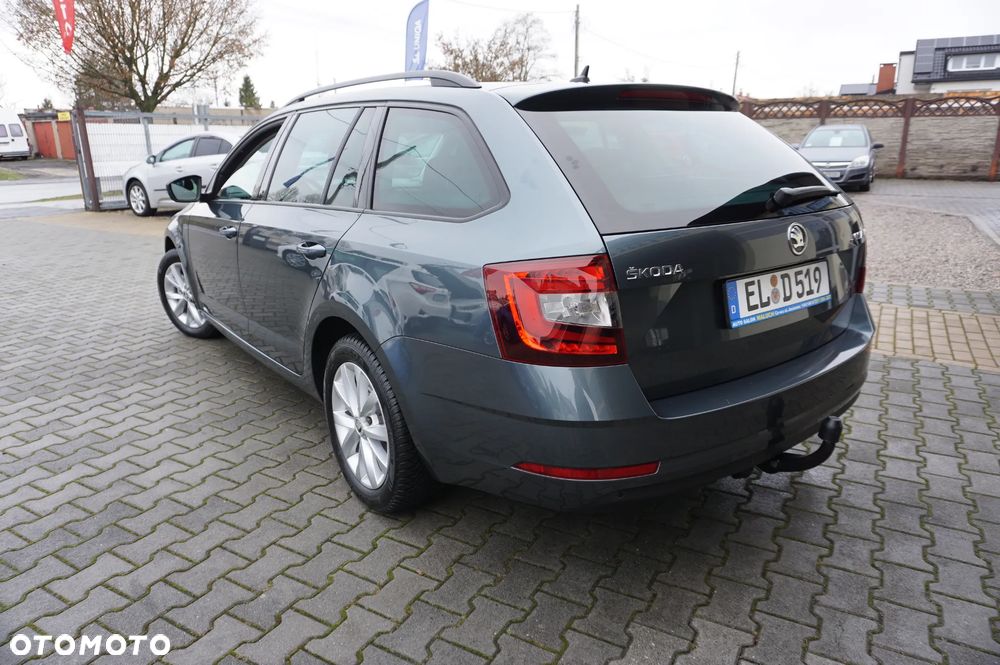 Skoda Octavia 2.0 TDI DSG Premium Edition - 4