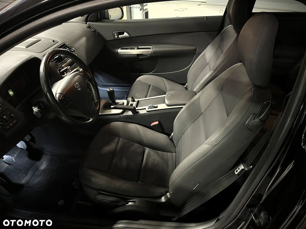 Volvo C30 1.6D - 18