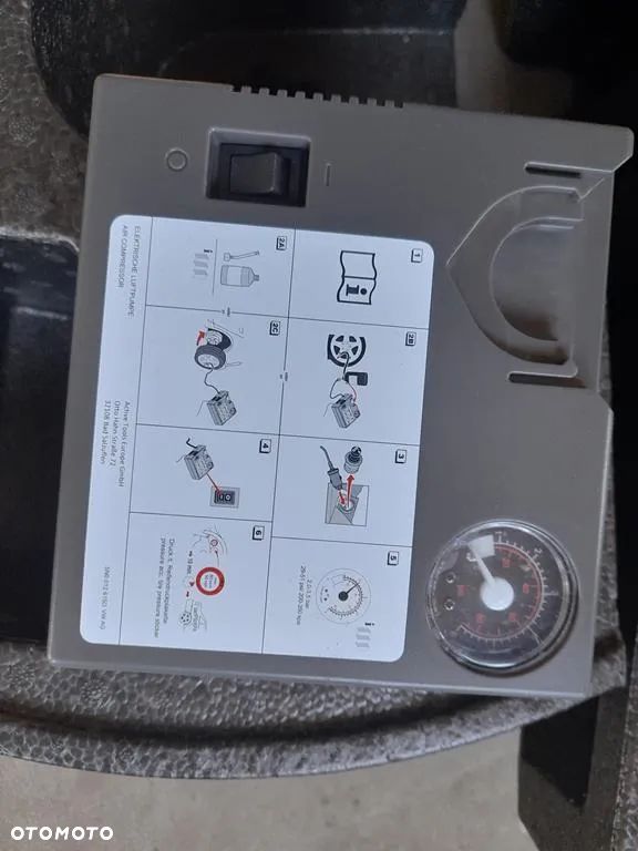 wkład bagażnika zestaw naprawczy  kompresor Seat Ibiza 6J IV 6J0863470A - 3