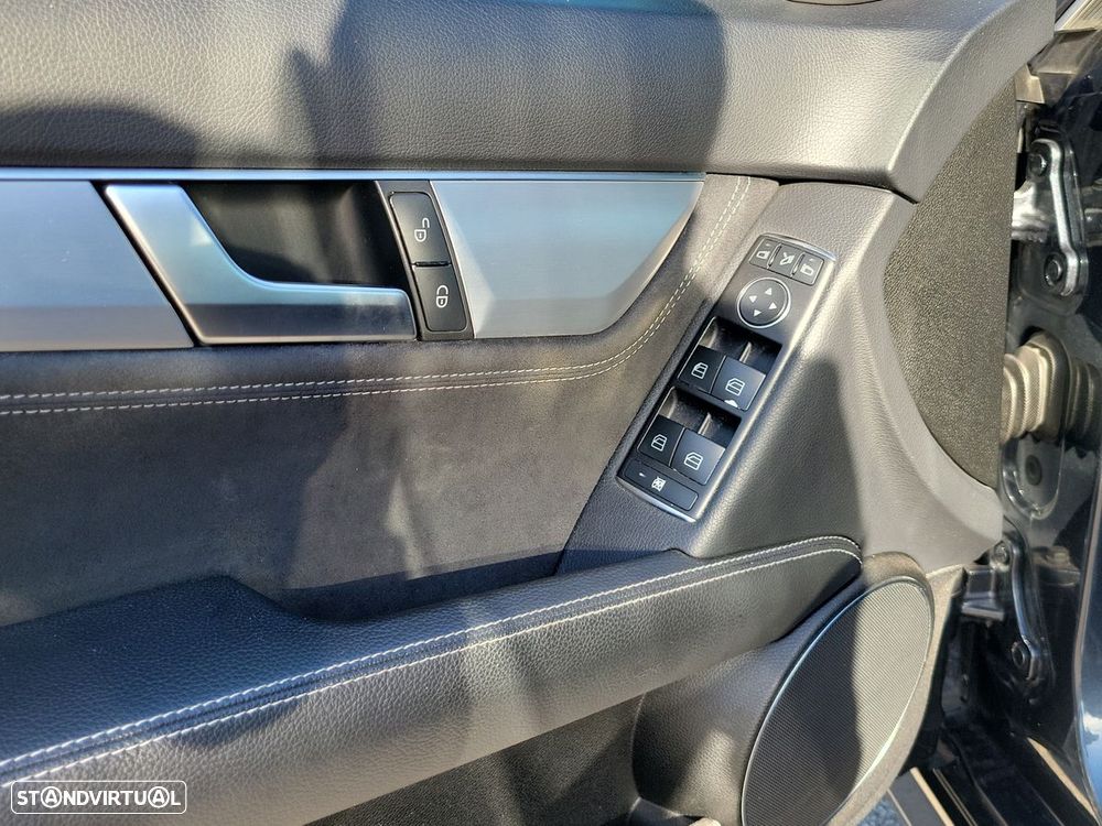Mercedes-Benz C 220 d Avantgarde Aut. - 22