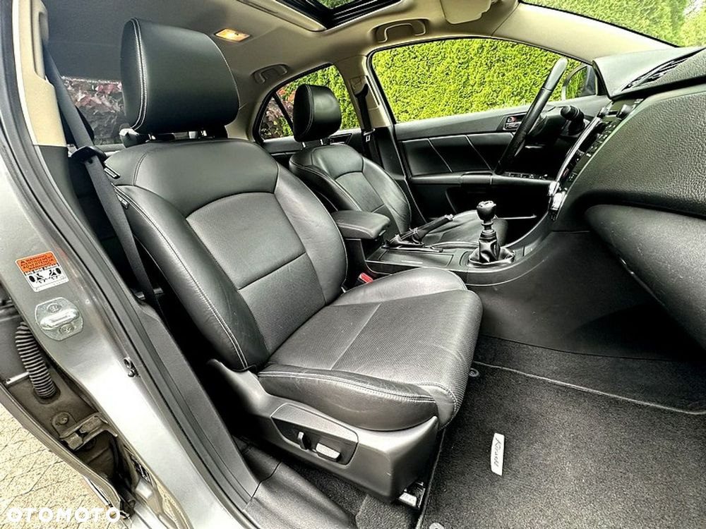 Suzuki Kizashi - 9