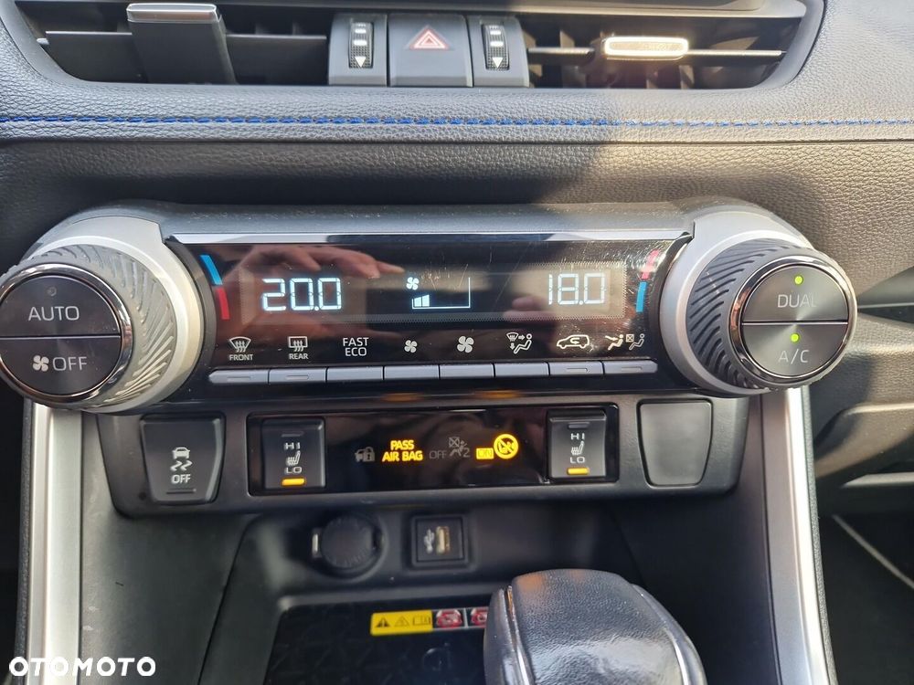 Toyota RAV4 2.5 Hybrid Selection 4x4 - 18