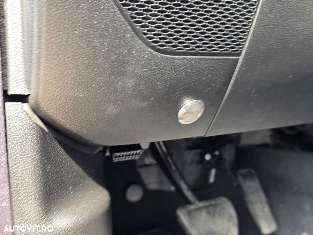 Jeep Wrangler 2.0 AT8 4WD Rubicon - 28