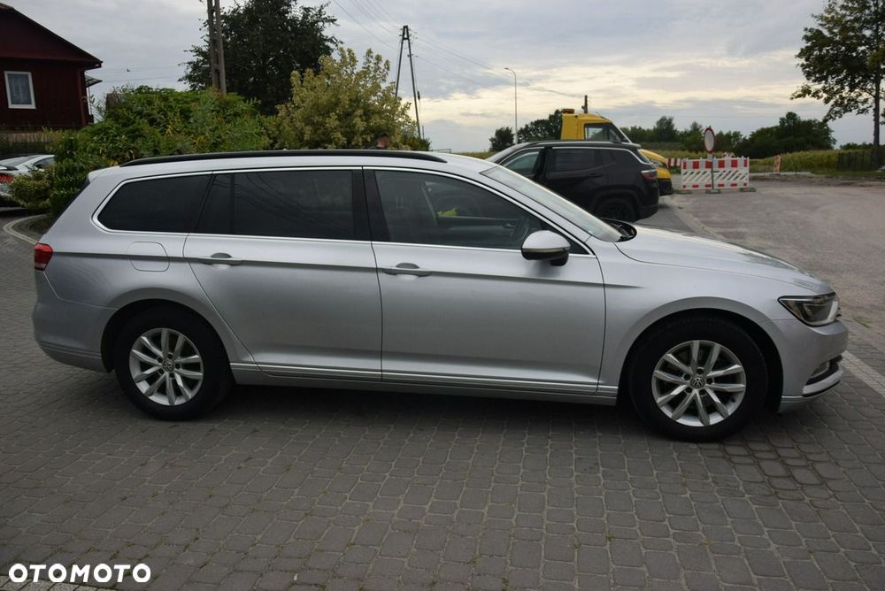 Volkswagen Passat - 13