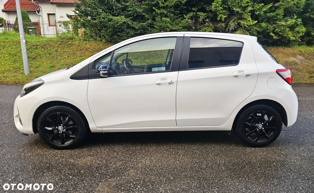 Toyota Yaris 1.5 Premium - 2