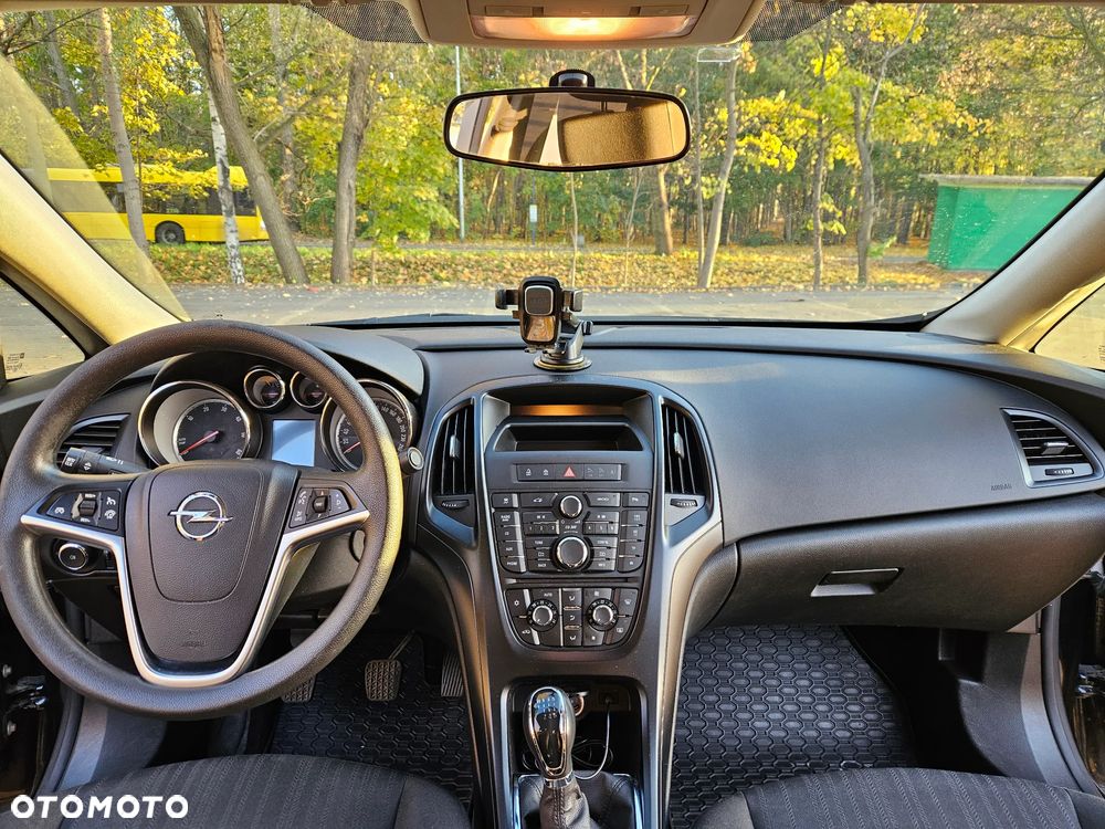 Opel Astra 1.6 CDTI Essentia S&S - 10