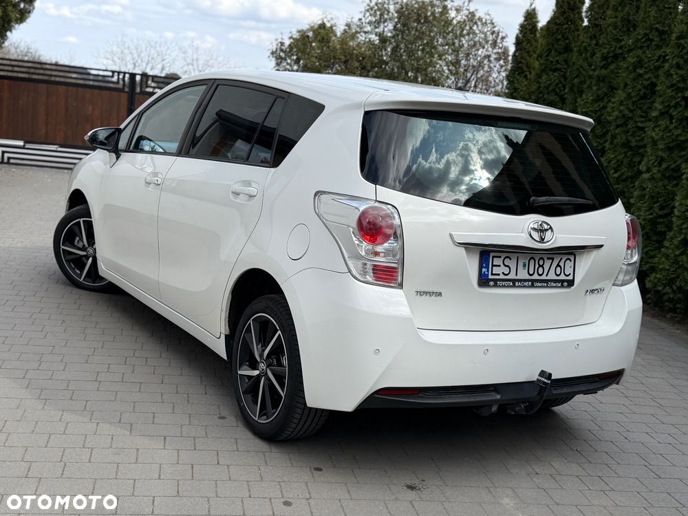 Toyota Verso 1.6 D-4D 5-Sitzer Start/Stop Skyview Edition - 4