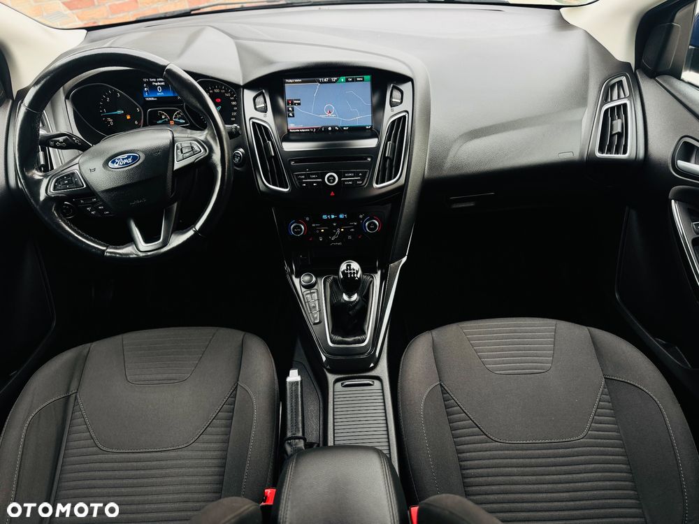 Ford Focus 2.0 TDCi Titanium ASS - 24