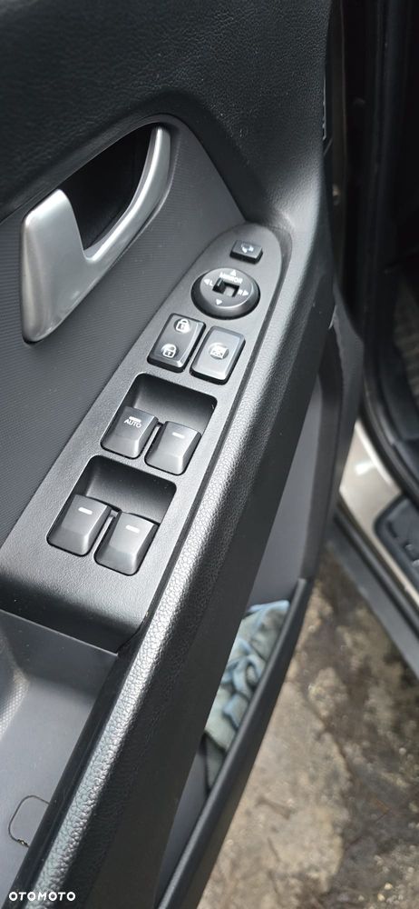 Kia Sportage 2.0 CRDI XL - 15