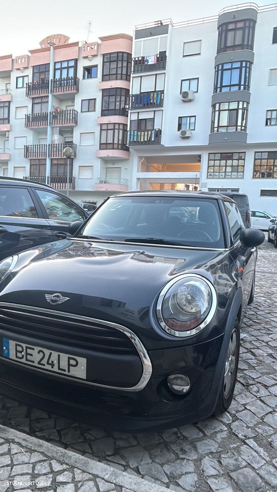 MINI 3 Portas - 3