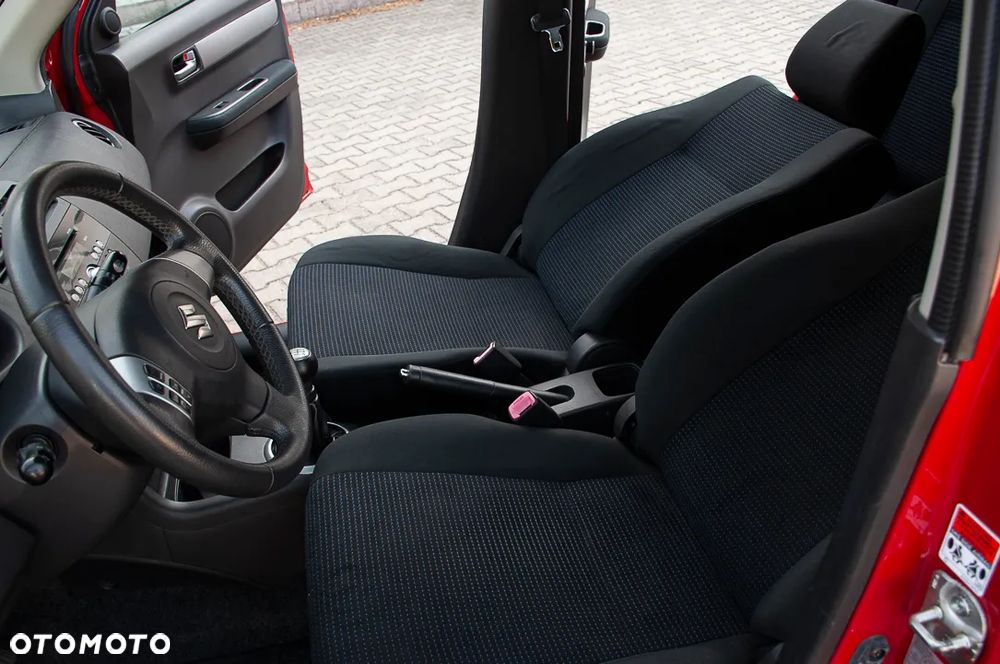 Suzuki Swift 1.3 Comfort - 28
