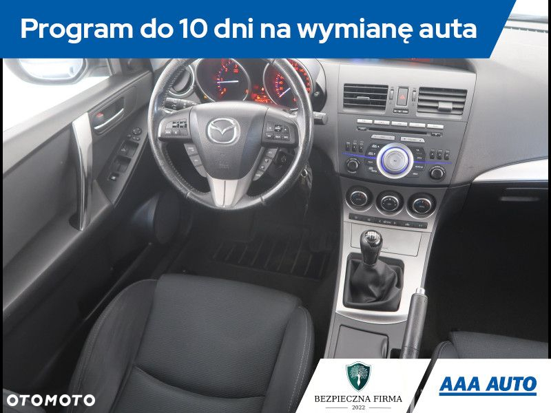 Mazda 3 - 8