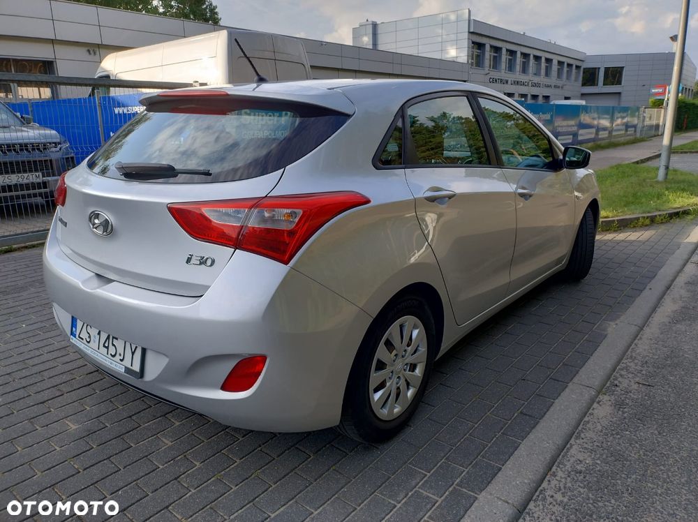 Hyundai i30 - 13