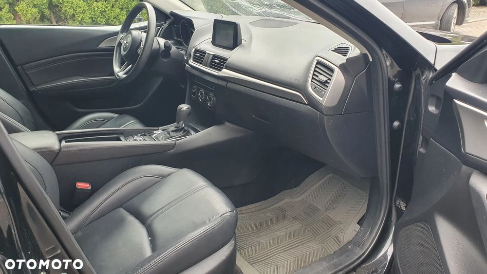 Mazda 3 - 11