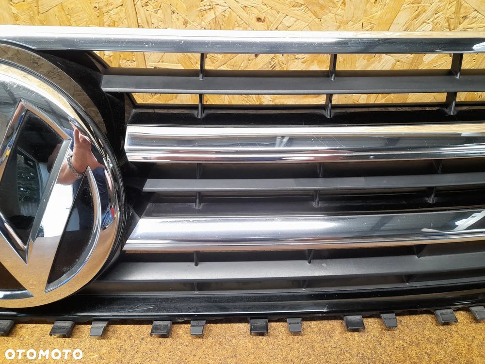 VW Transporter T6 atrapa chłodnicy grill 7E5853651E 7E5853653E - 5