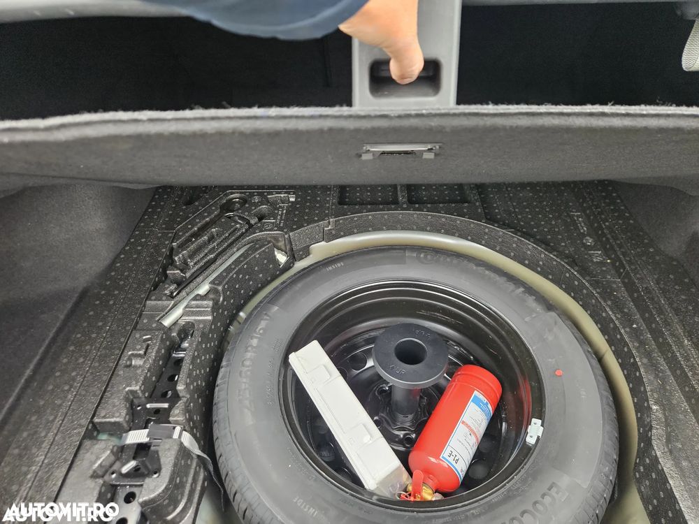 Volkswagen Passat 2.0 TDI Trendline - 14