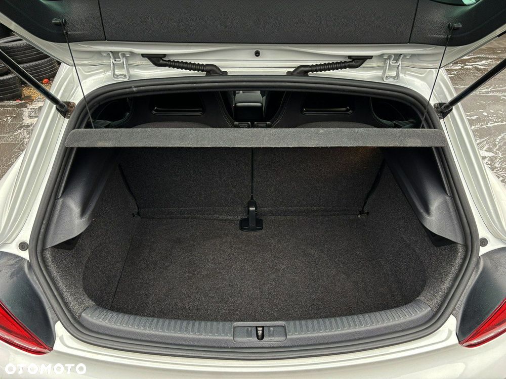 Volkswagen Scirocco - 5