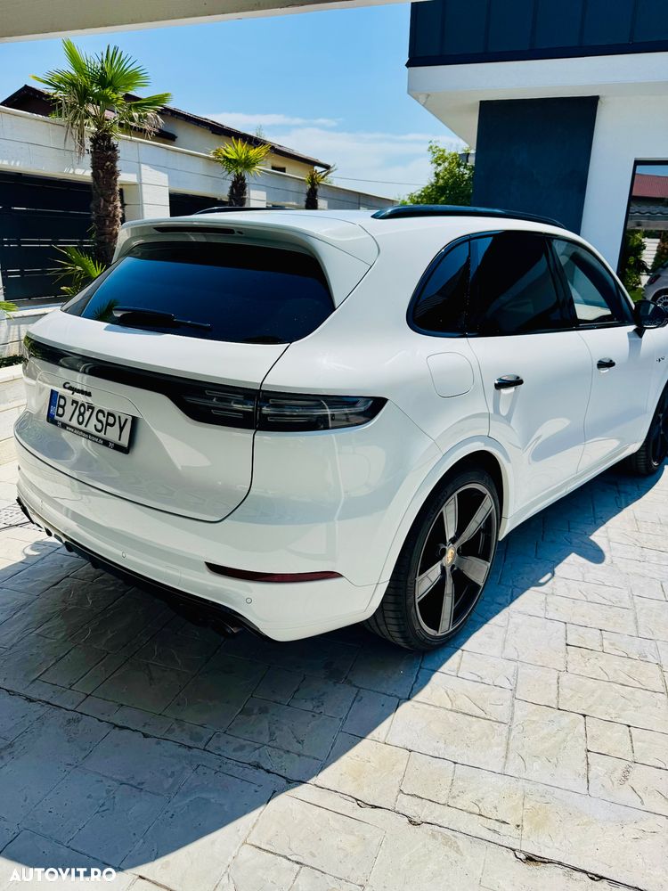 Porsche Cayenne E-Hybrid Tiptronic S - 1