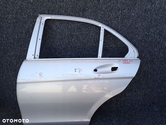 MERCEDES W204 204 C-KLASA SEDAN drzwi lewe tylne tył - 4