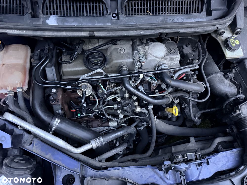 Ford C-Max 2009 photo 4