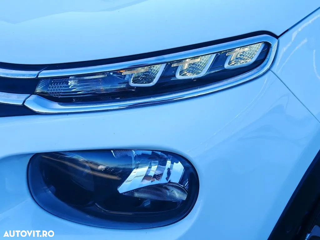 Citroën C3 1.2 PureTech S&S EAT6 Shine - 27