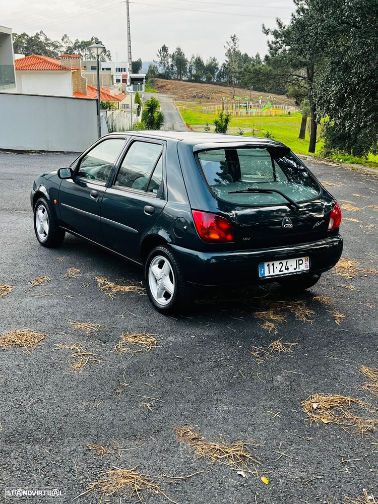 Ford Fiesta 1.25 Techno - 4