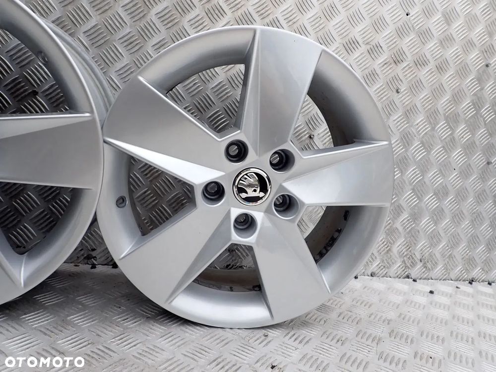FELGI ALUMINIOWE SKODA OCTAVIA III 6.5Jx16 ET46 5X112 5E0601025H - 6