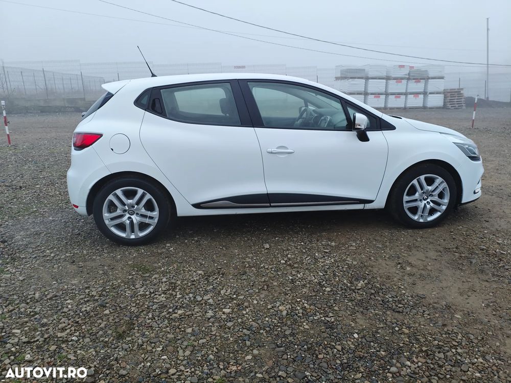 Renault Clio Energy dCi 90 Start & Stop Limited - 11