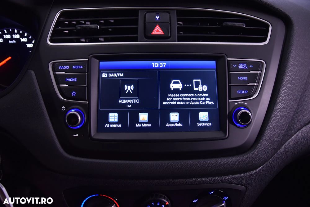 Hyundai i20 - 20