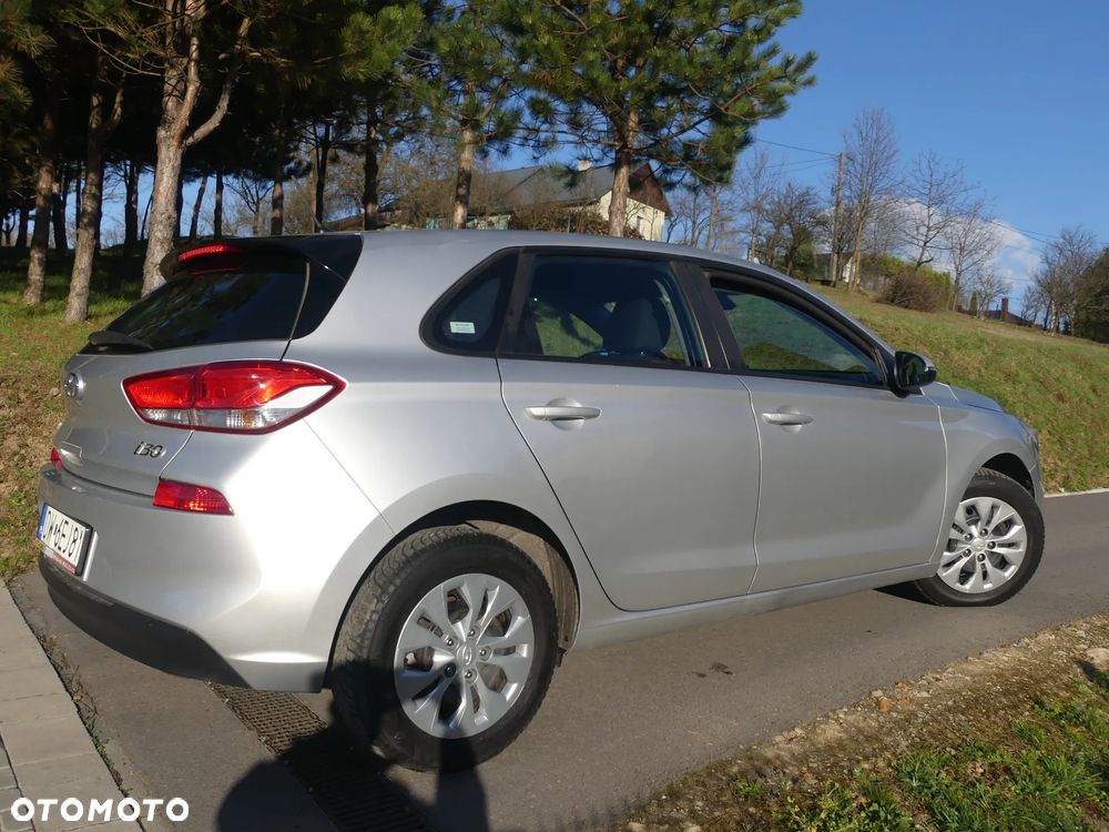 Hyundai i30 1.4 Comfort - 13