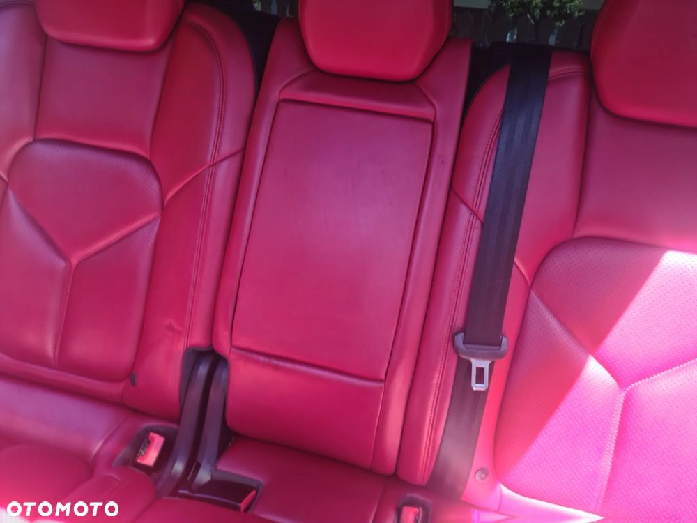 Porsche Cayenne Platinum Edition - 8