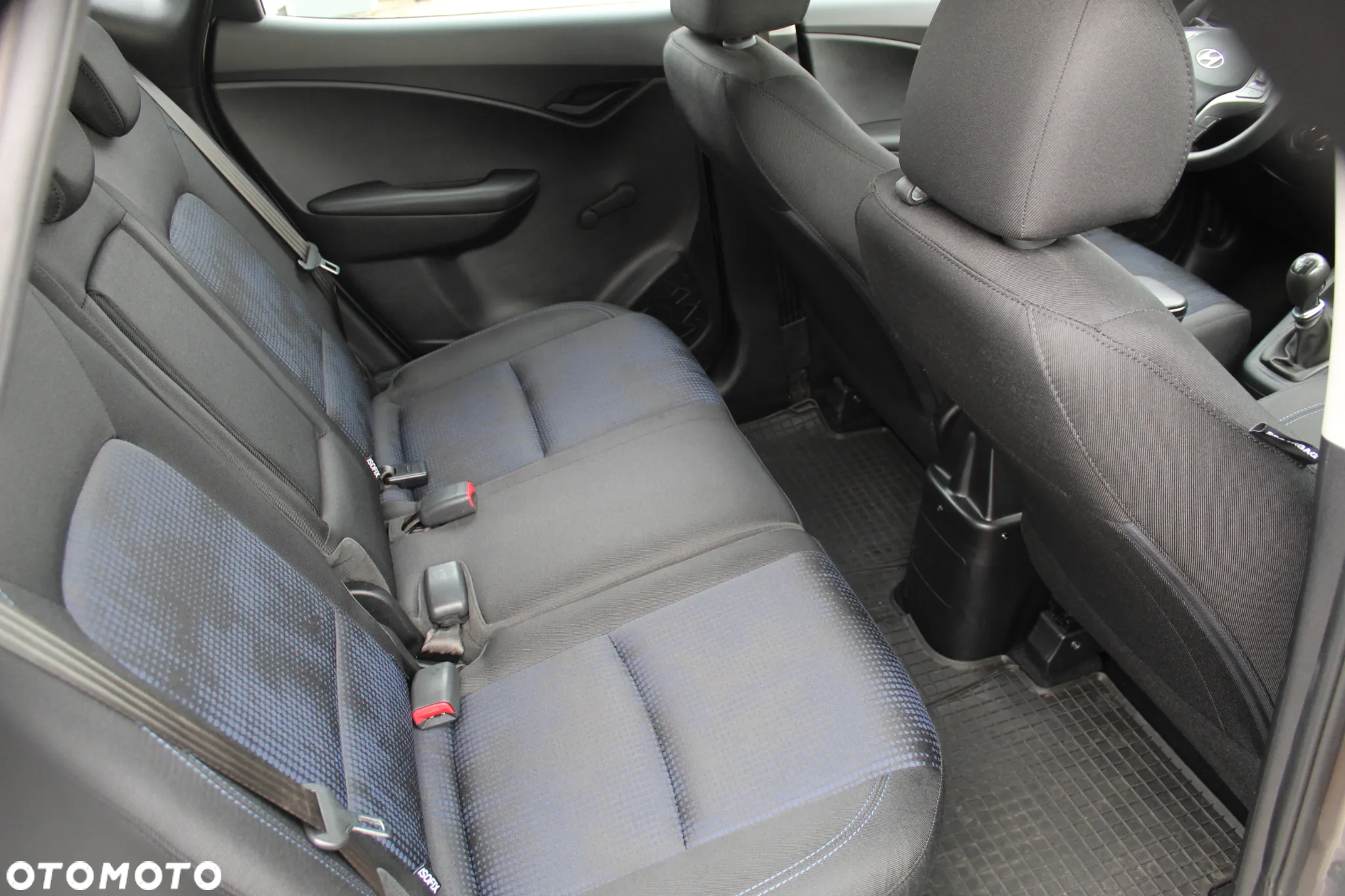Hyundai ix20 1.4 Classic + - 12